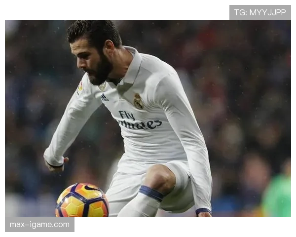 纳乔：后防中坚筑起钢铁防线，助力球队实现关键突破